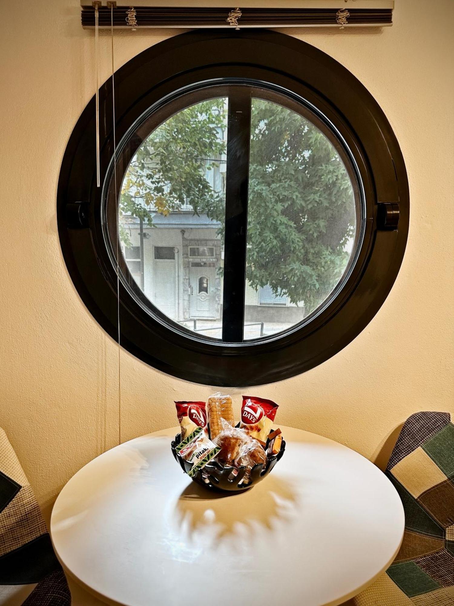 Central & Riverfront Room 1 Vodina Dış mekan fotoğraf